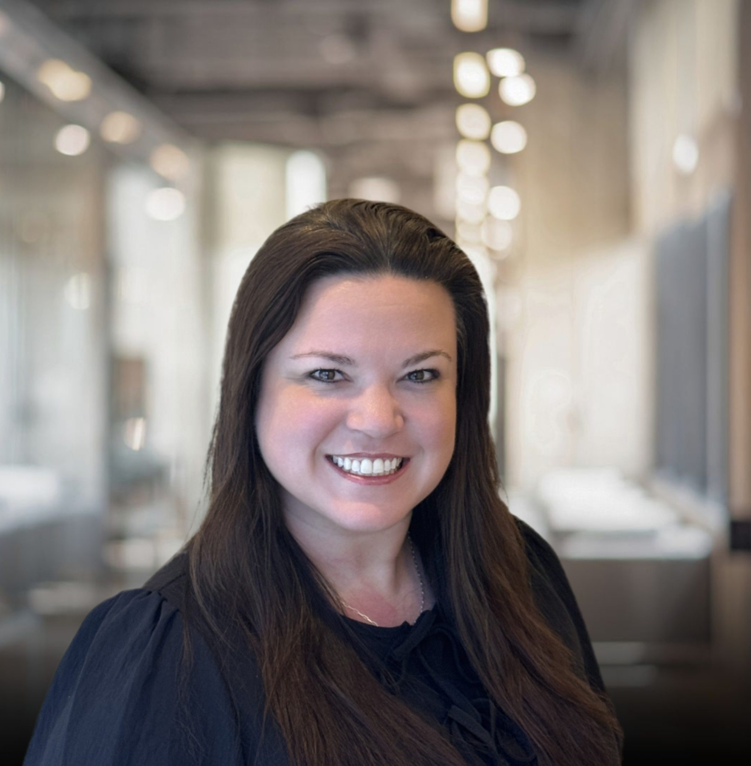 Catherine Burns Headshot